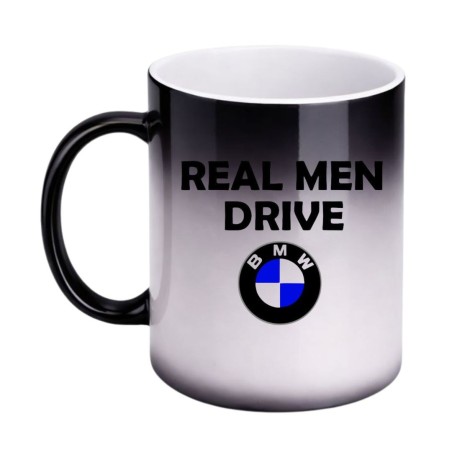 KUBEK "REAL MEN DRIVE BMW" MAGICZNY