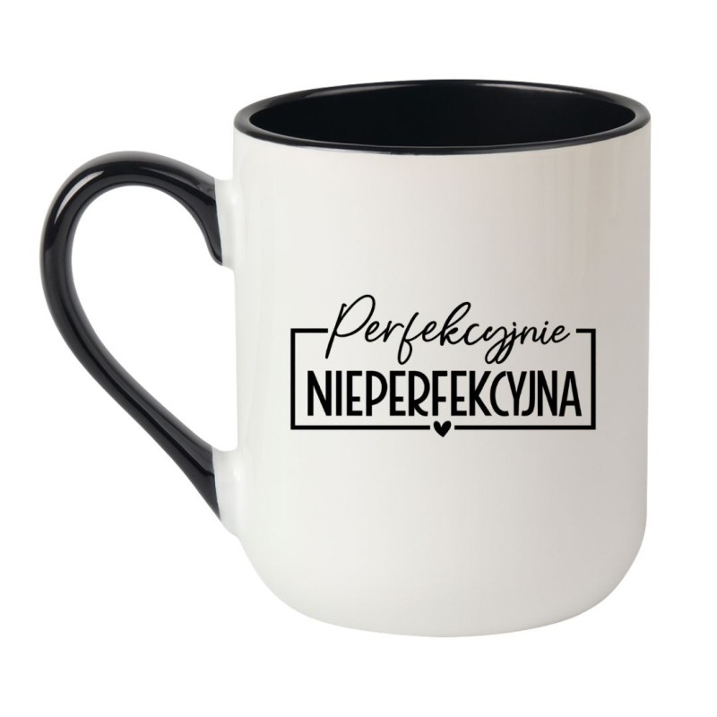Kubek z napisem perfekcyjnie nieperfekcyjna na prezent dla niej