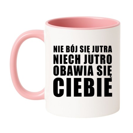 Kubek biało-różowy 330 ml z motywującym nadrukiem – pozytywny akcent poranka.
